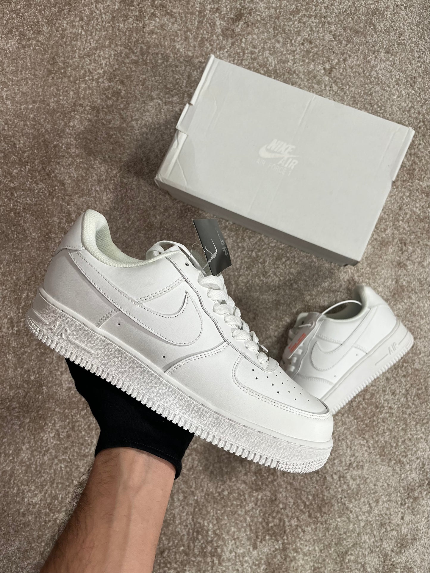 NIKE AIRFORCE 1